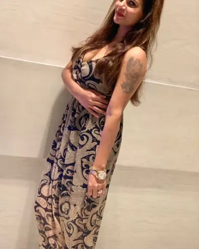 Jampuijala Escort